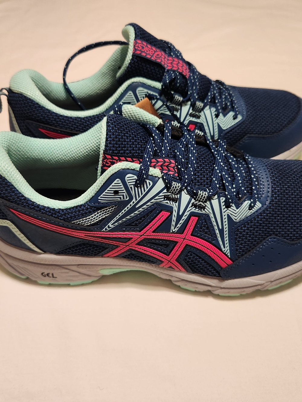 ASICS Gel Venture 8 Women's Size 10 Wide D Trail Running Shoes NWT Box